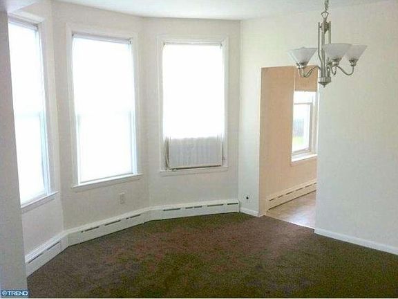 3rd image of 122 Isabel Ave