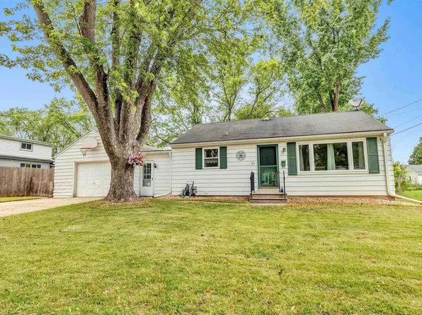 1489 Hastings St, Green Bay, WI 54301