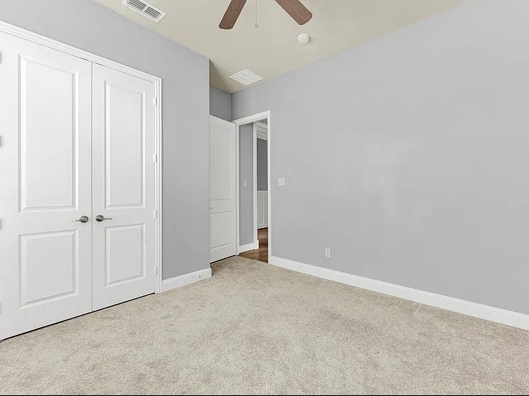 3042 Seattle Slew Dr — Photo 18