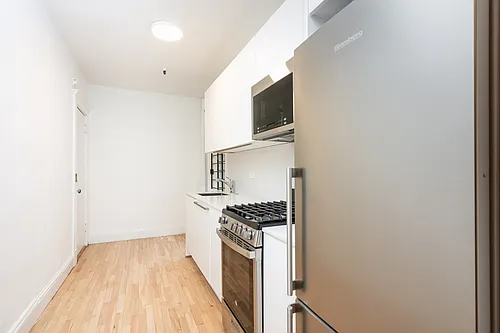 288 Chestnut Hill Ave #6 Photo 1