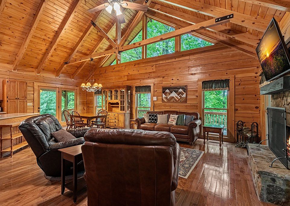 31st image of 66 Windy Hill Dr