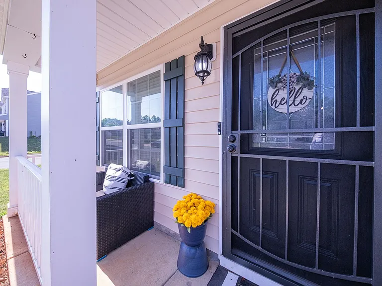 6704 Olivia Way — Photo 31