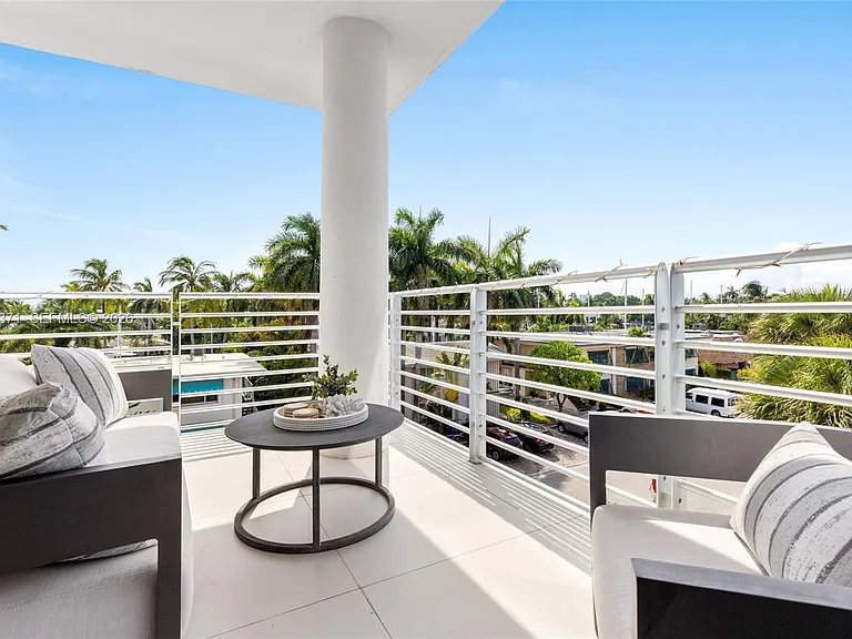 133 Isle Of Venice Dr #4B — Photo 37