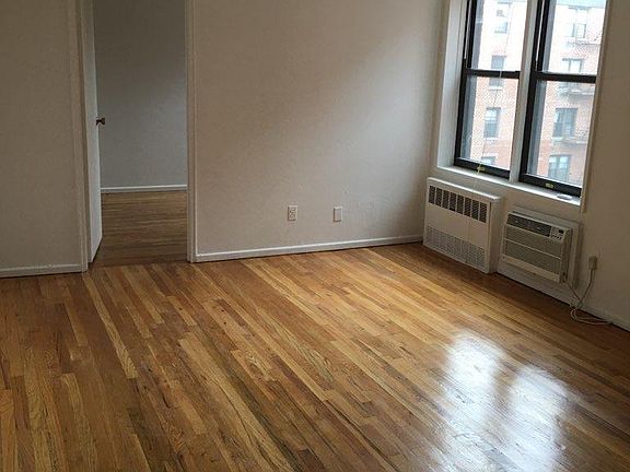 4th image of 14463 35th Ave APT 6A