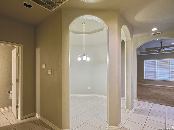 3rd image of 6119 LOWRIE BLOCK