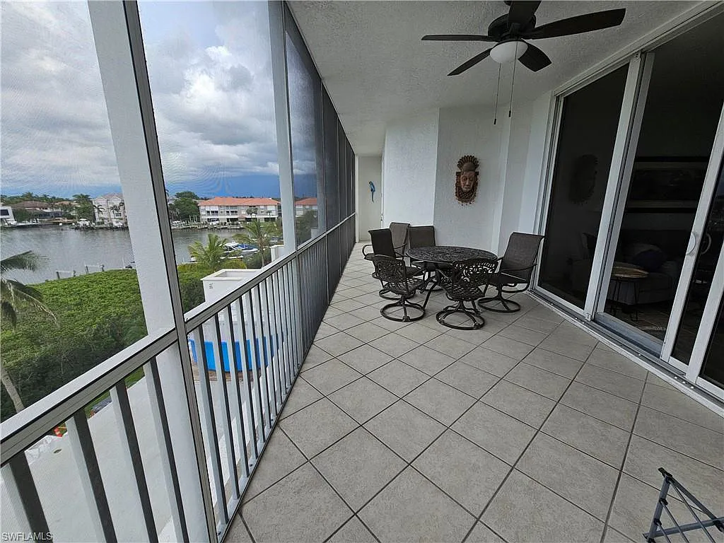 3 bed, 3.0 bath, 2034 sqft, $12,000 — Photo 4