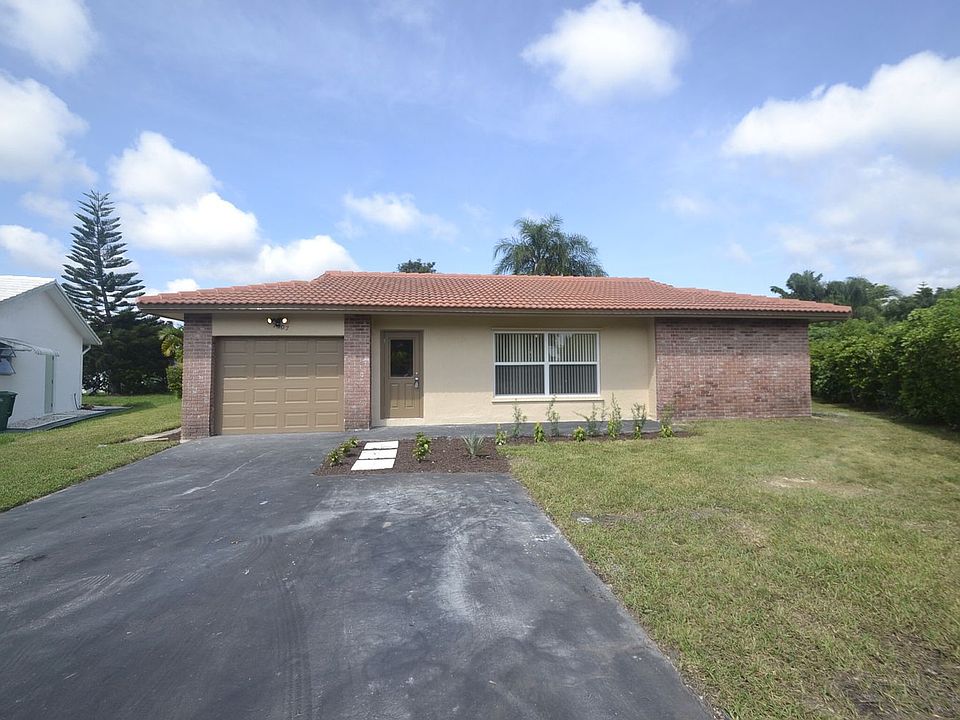 1st image of 7007 NW 94th Ter