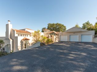11672 Dawson Dr, Los Altos Hills, CA 94024