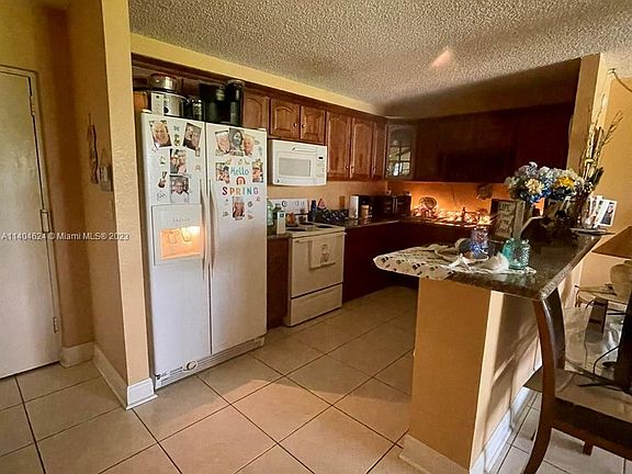 4th image of 14830 Naranja Lakes Blvd #A3r