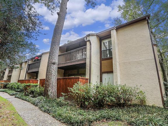 3rd image of 11711 Memorial Dr APT 122
