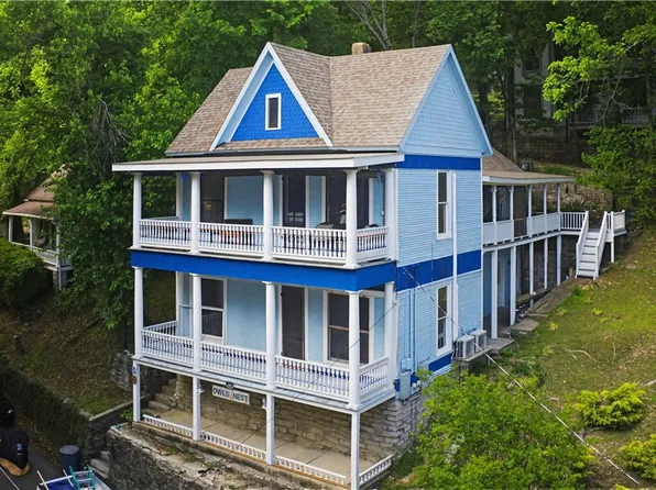 19 Pine St, Eureka Springs, AR 72632