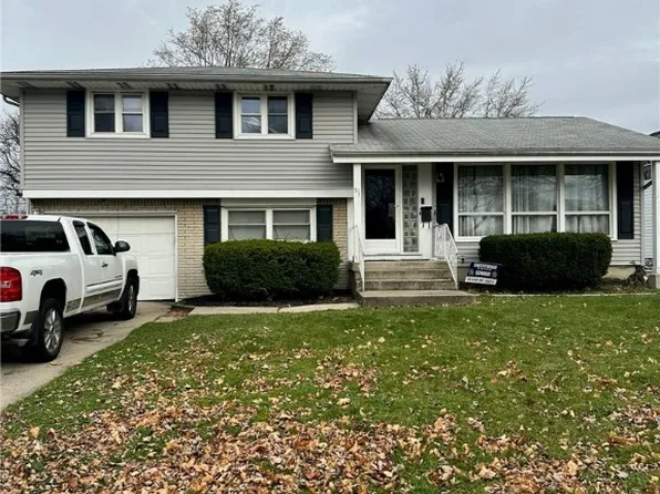 51 Dalewood Dr, Amherst, NY 14228