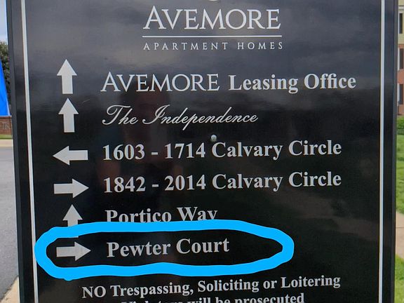 Directions: At the Avemore traffic CIRCLE turn RIGHT toward "Pewter Court" for Townhome