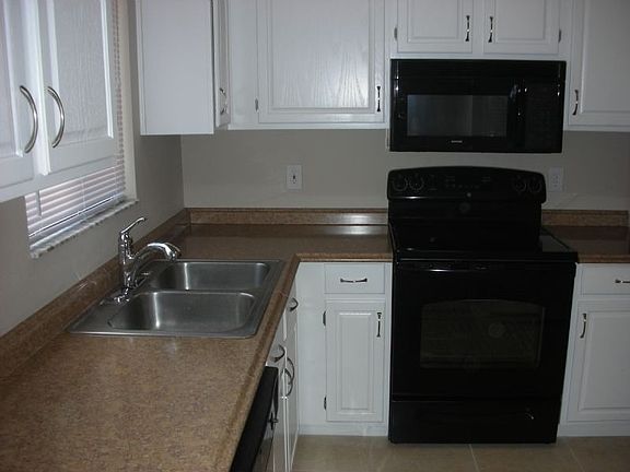 4th image of 7355 Habbersham Dr