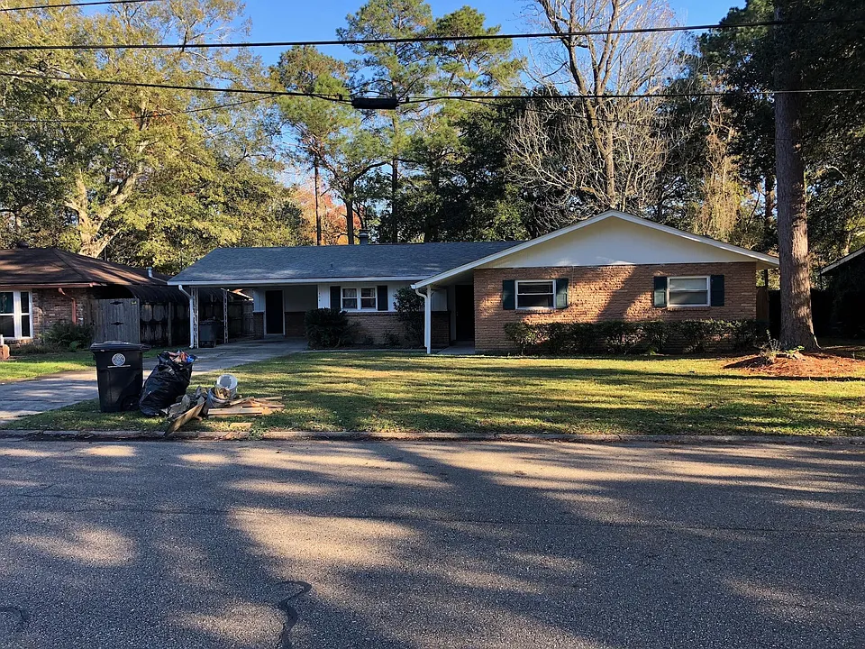 404 Maxine Dr
