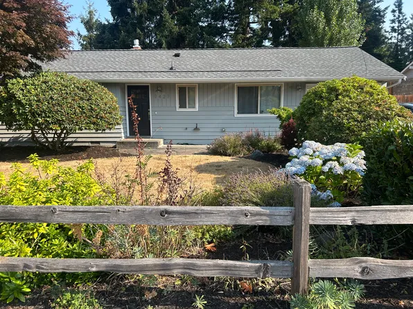 9427 217th St SW, Edmonds, WA 98020