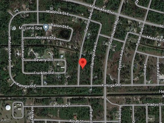 3rd image of 633 Summit Ave S