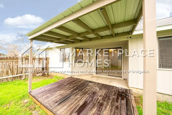 1001 Greenbriar Loop — Photo 21