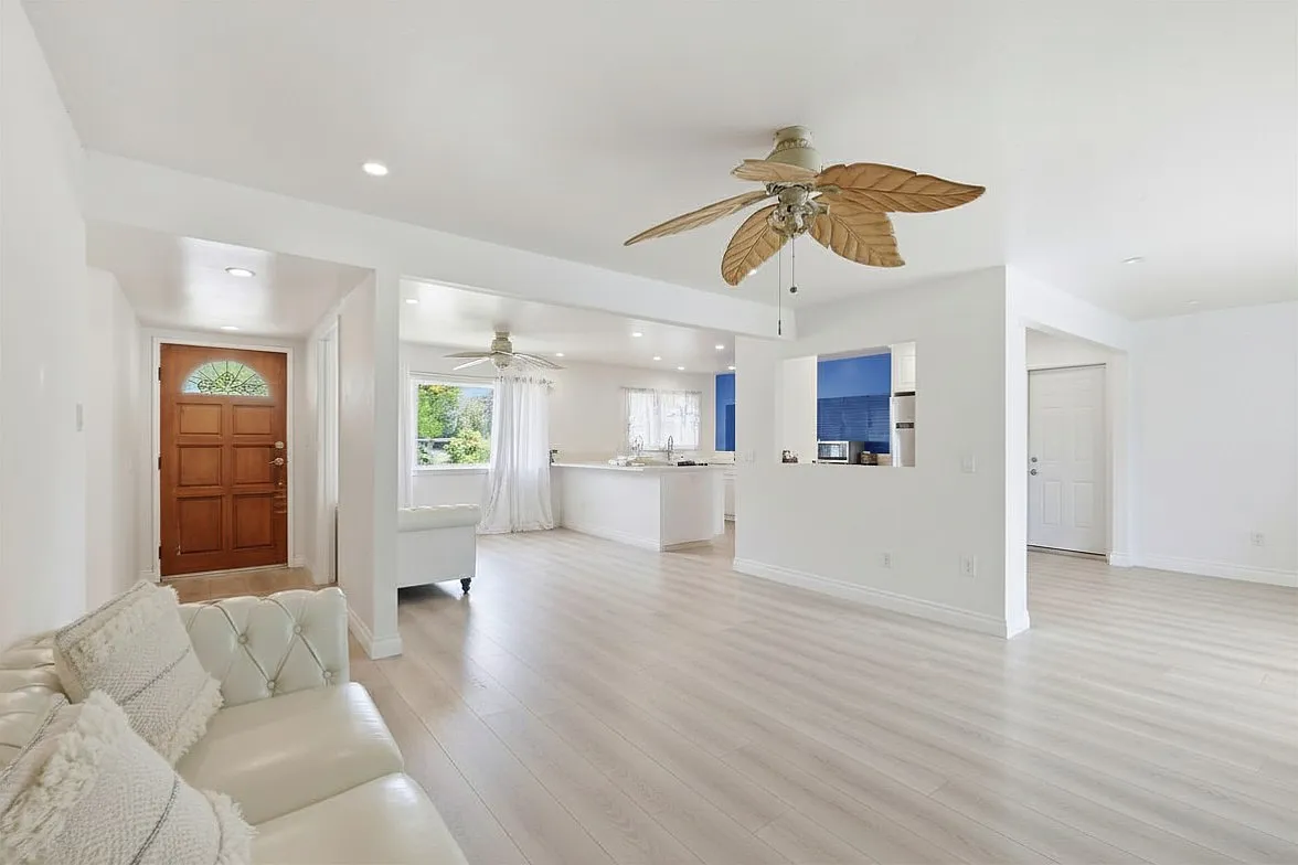 3 bed, 1434 sqft, $5,000 — Photo 3