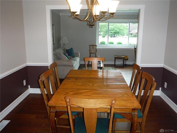 4th image of 2818 Southfield Dr