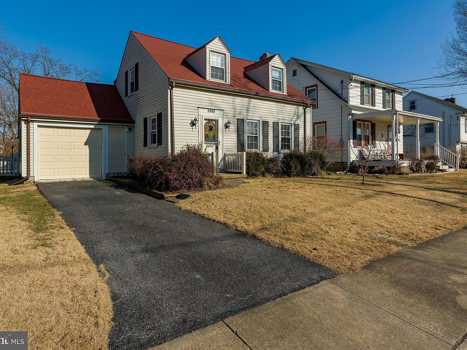 5889 Pine St, East Petersburg, PA 17520 Zillow