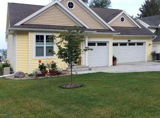 9832 E Shore Dr, Portage, MI 49002