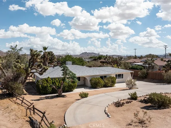 58390 Delano Trl, Yucca Valley, CA 92284