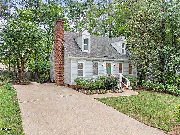 2nd image of 4404 Lancashire Dr