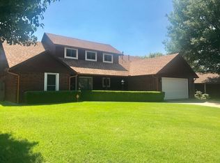3015 NE Lancaster Ln, Lawton, OK 73507