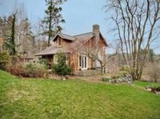 4674 New Sweden Ave NE, Bainbridge Island, WA 98110