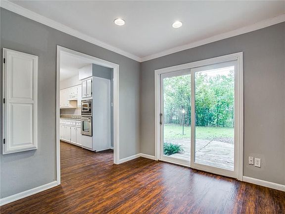 3rd image of 5313 Westhaven Dr