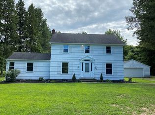 520 McArthur Rd, Webster, NY 14580