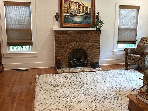 2nd image of 301 E Garland St