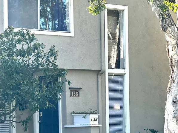 138 Stanford Ct #69, Irvine, CA 92612
