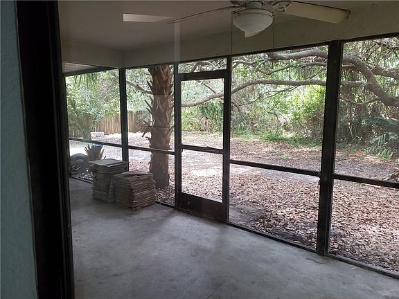 5th image of 17241 Sabrina Cir