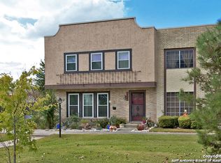 6730 Crown Rdg, San Antonio, TX 78239