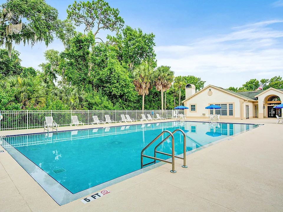 The Club at Sugar Mill Apartments