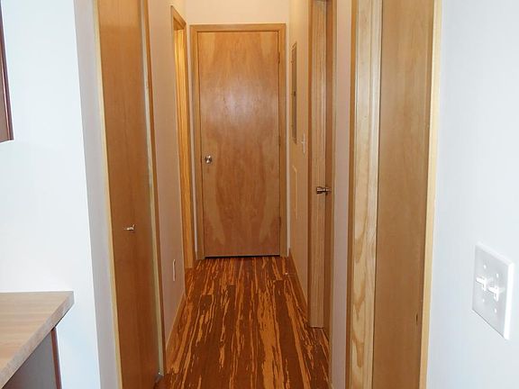 4th image of 1763 W 54th St #Up