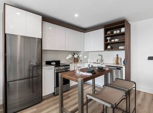 224 E 135th St #1812, Bronx, NY 10451
