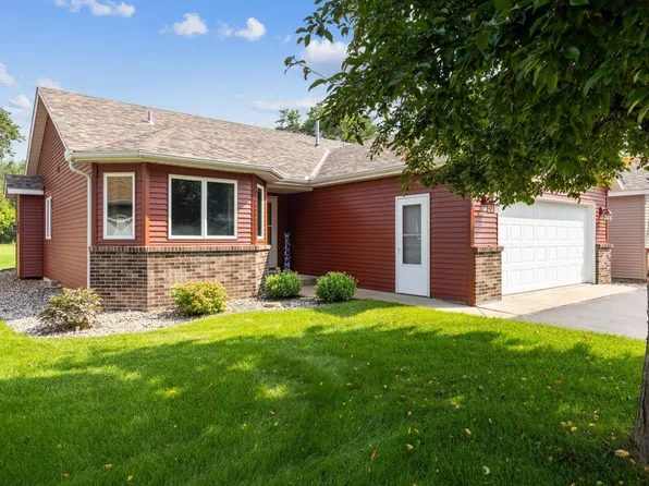 19 Pine Tree Ct, Sartell, MN 56377