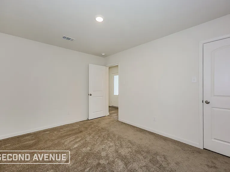 1321 Woodwinds Dr — Photo 19