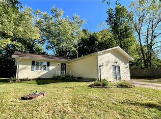 508 E Hillshire Rd, Decatur, IL 62521