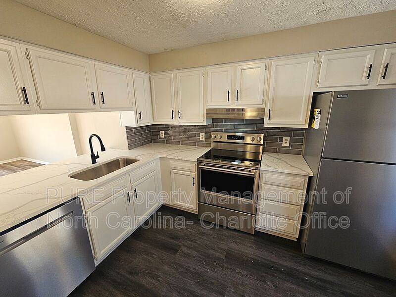 1st image of 9445 Lexington Cir APT D