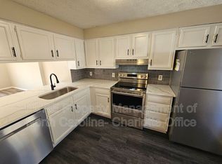 9445 Lexington Cir APT D, Charlotte, NC 28213