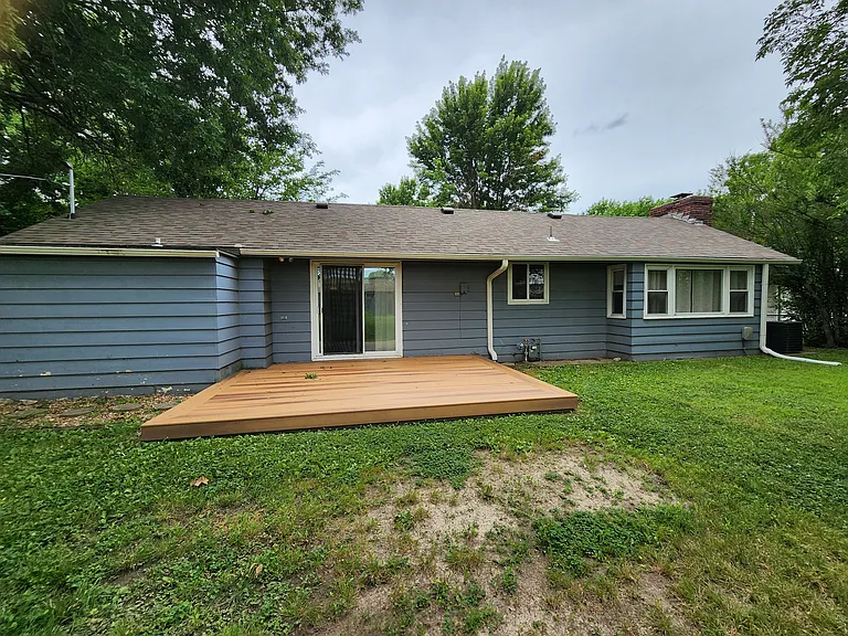 707 Normal St — Photo 2