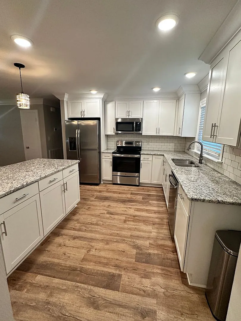 Desirable 3 Bedroom Home UNCW/Cape Fear Students Welcome — Photo 4