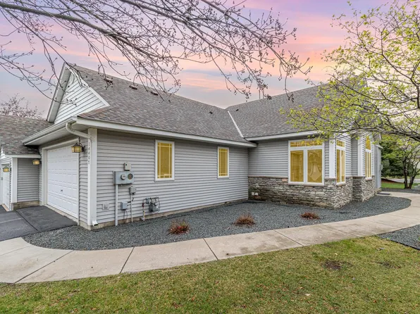 14407 Hunters Ln, Savage, MN 55378