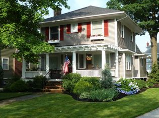 1488 Parkway Dr, Lakewood, OH 44107