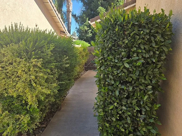 2738 W Ceres Ct — Photo 8