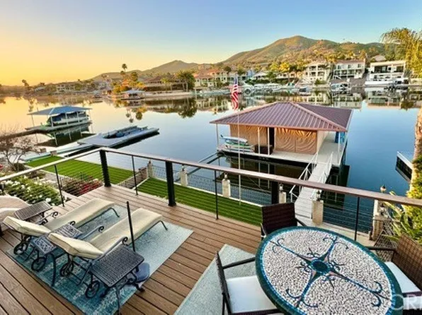 30374 Point Marina Dr, Canyon Lake, CA 92587